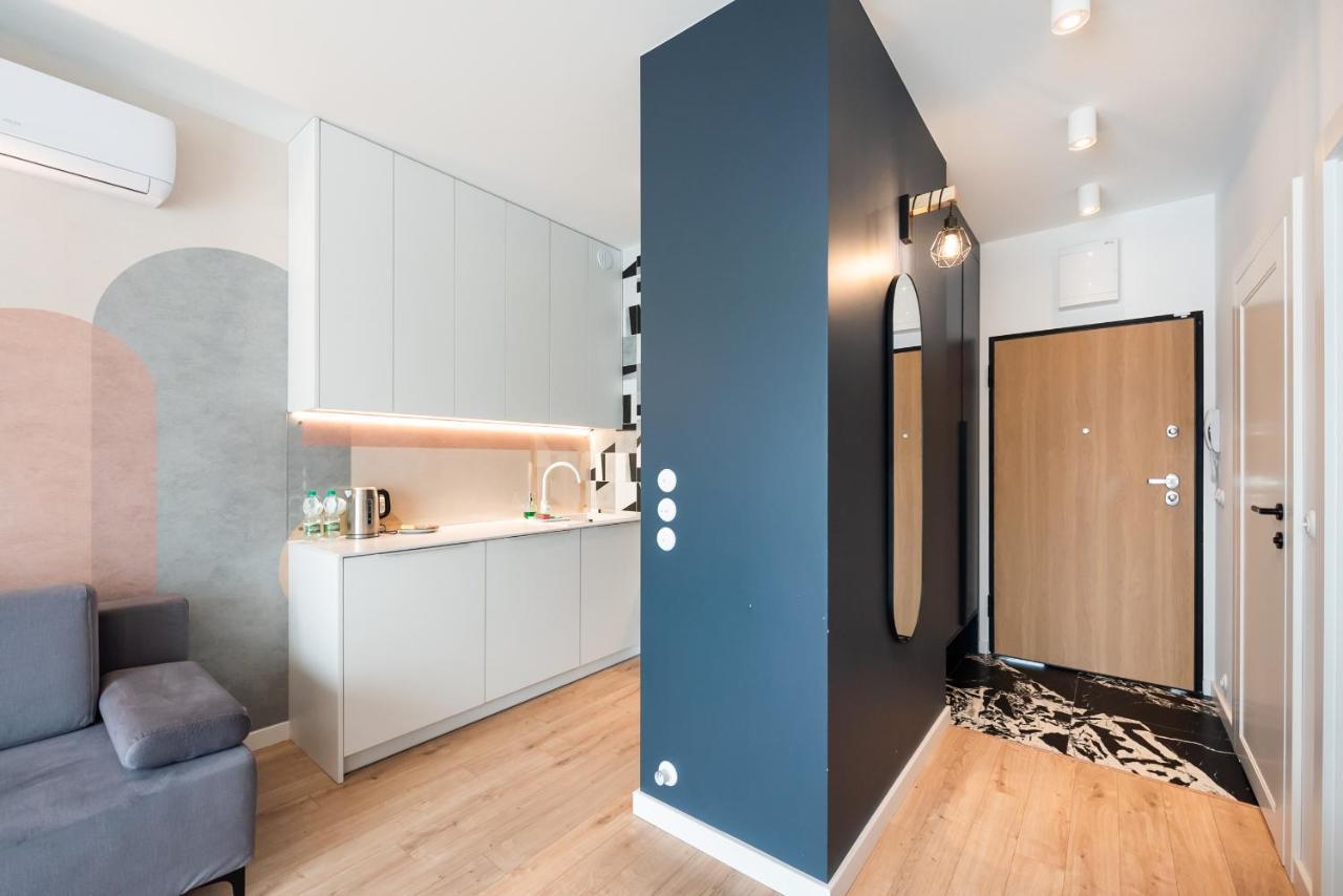 Postepu Comfort Apartment Варшава Экстерьер фото