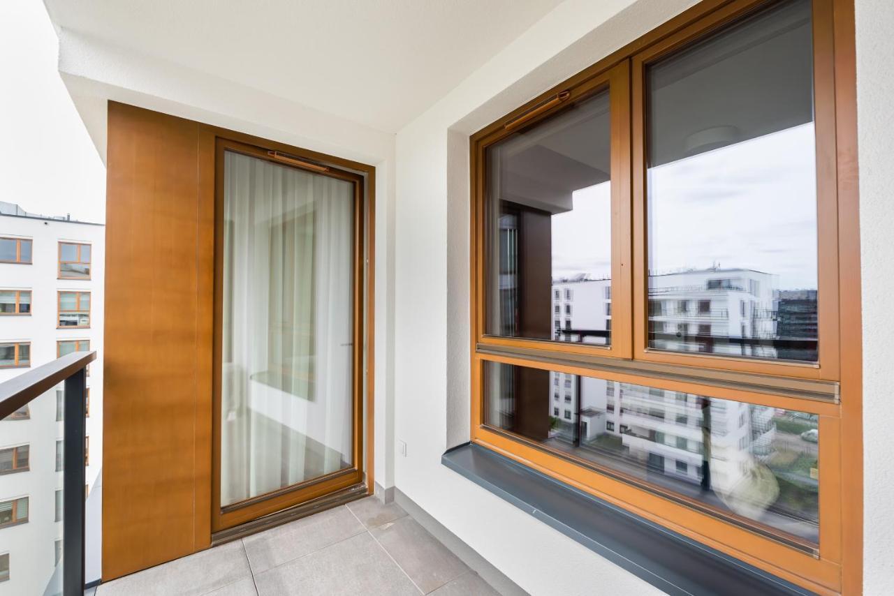 Postepu Comfort Apartment Варшава Экстерьер фото